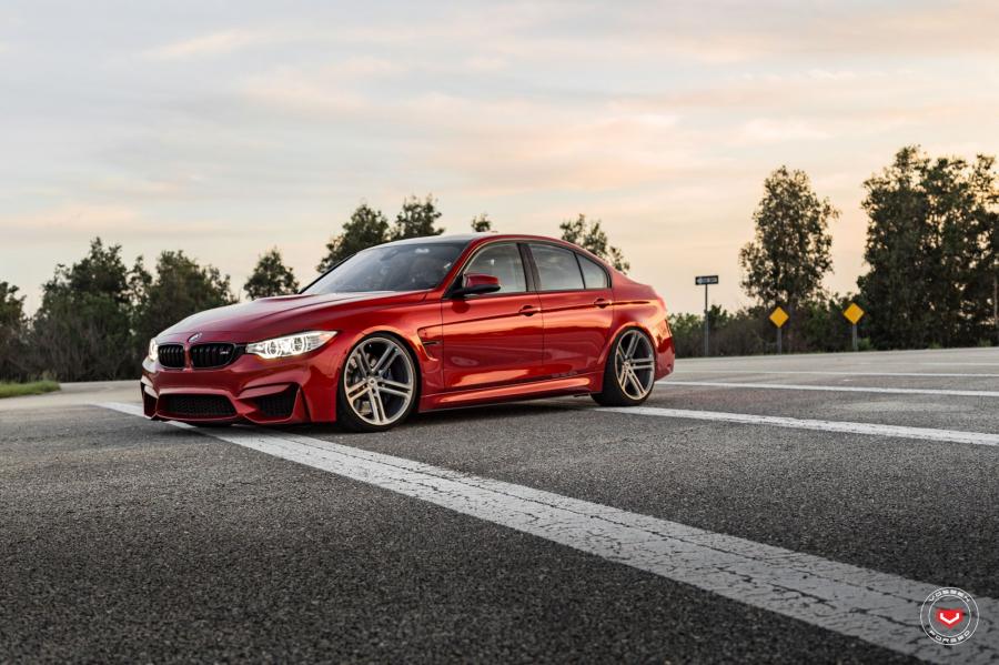  BMW M3 Sedan on Vossen Wheels (CG-203) 2017 года  (фото 10 из 16)